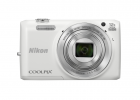 &copy;  - COOLPIX S6800 