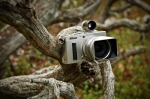 ©  - Nikon Coolpix A fotokamera tundrā ar skatu meklētāju un objektīva pārsegu. 