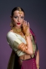 &copy; Aivar Pihelgas -  India pidurüüs tütarlaps